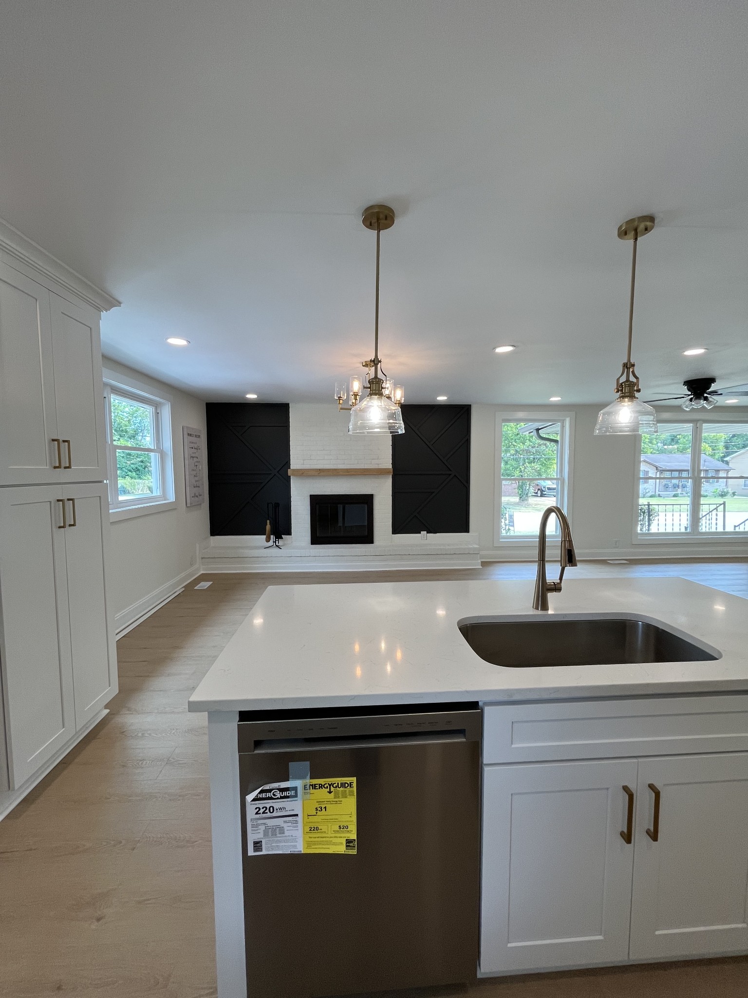 3865 Augusta Dr
