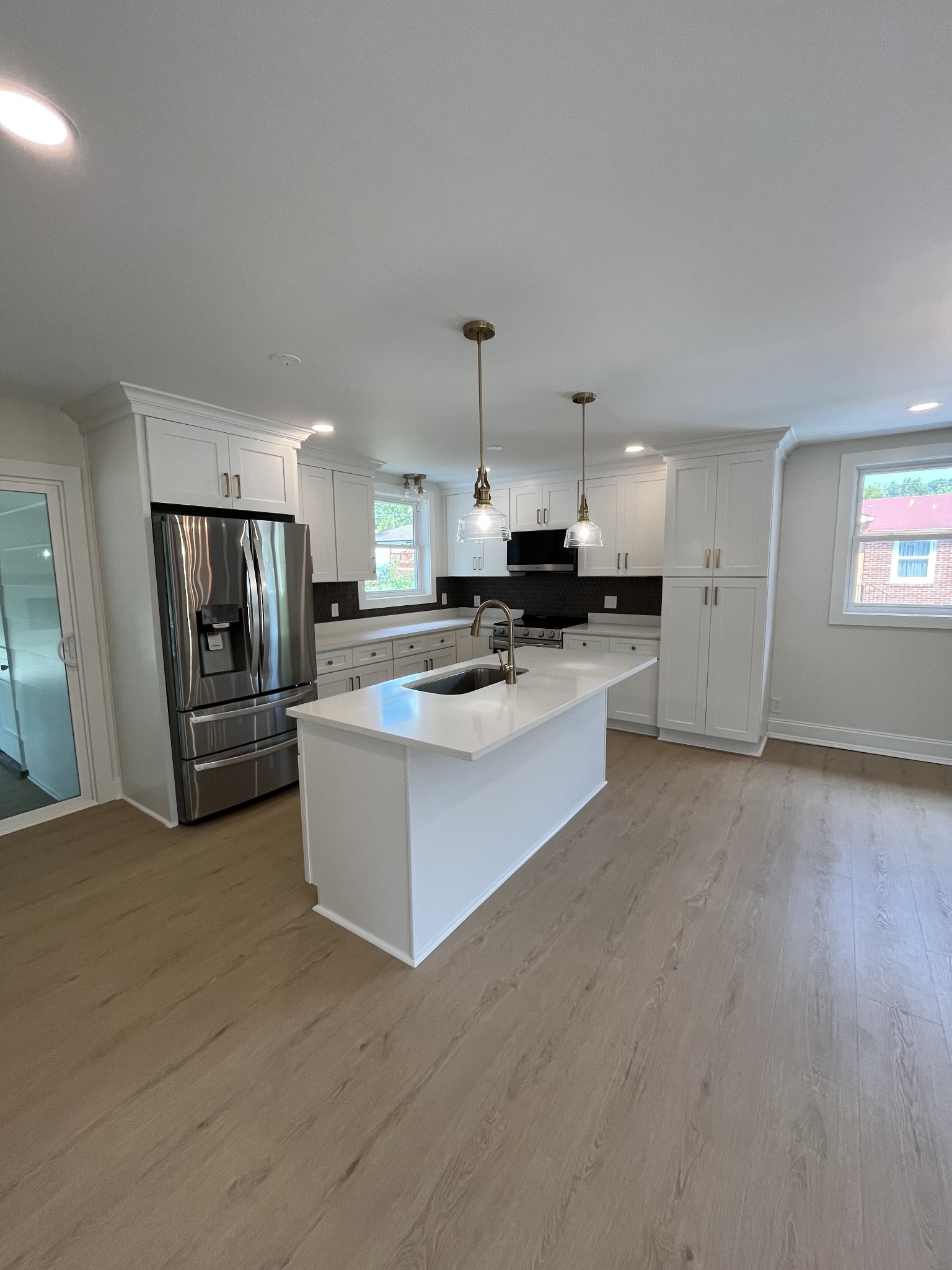 3865 Augusta Dr