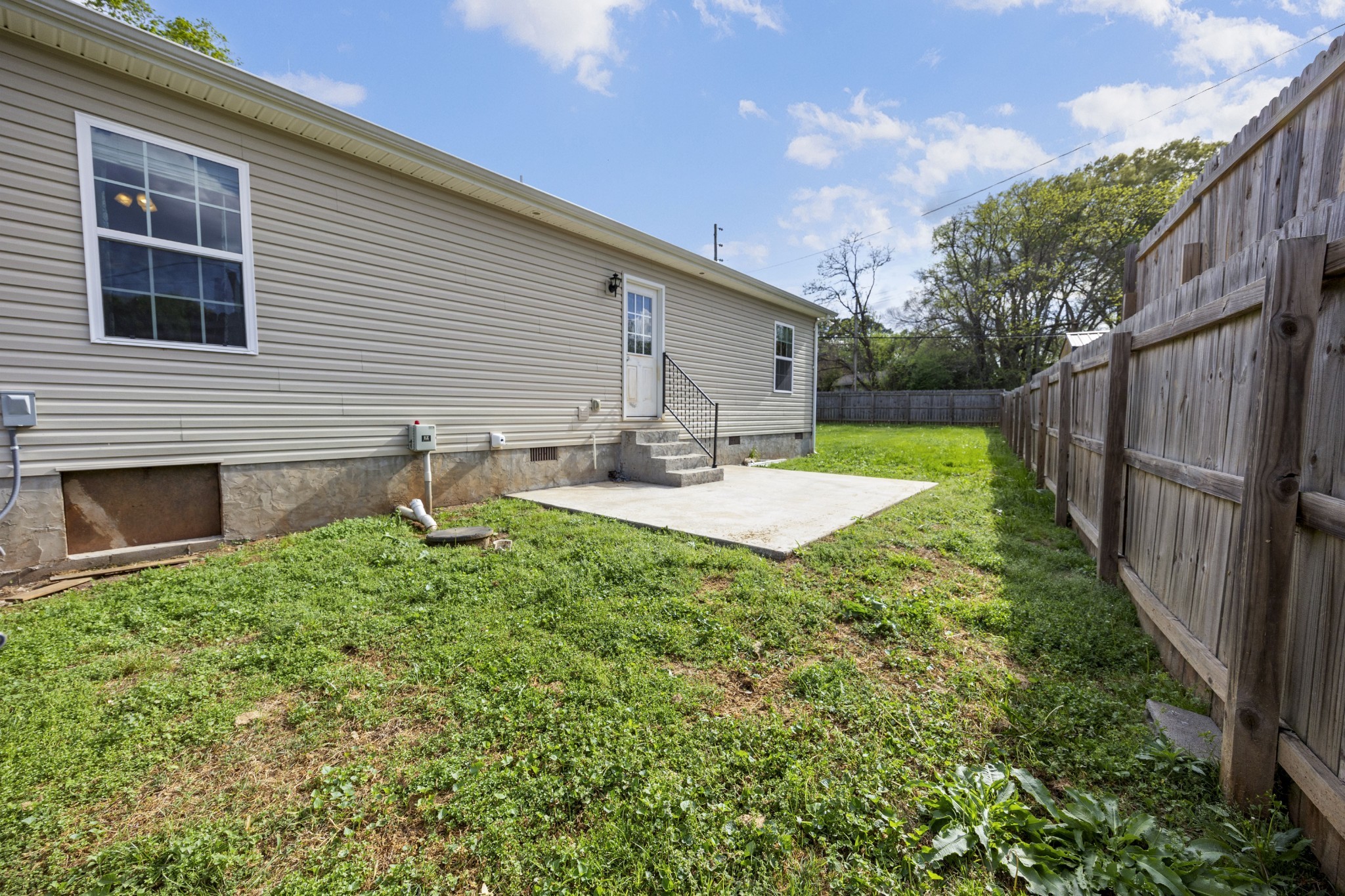 406 Cherry St