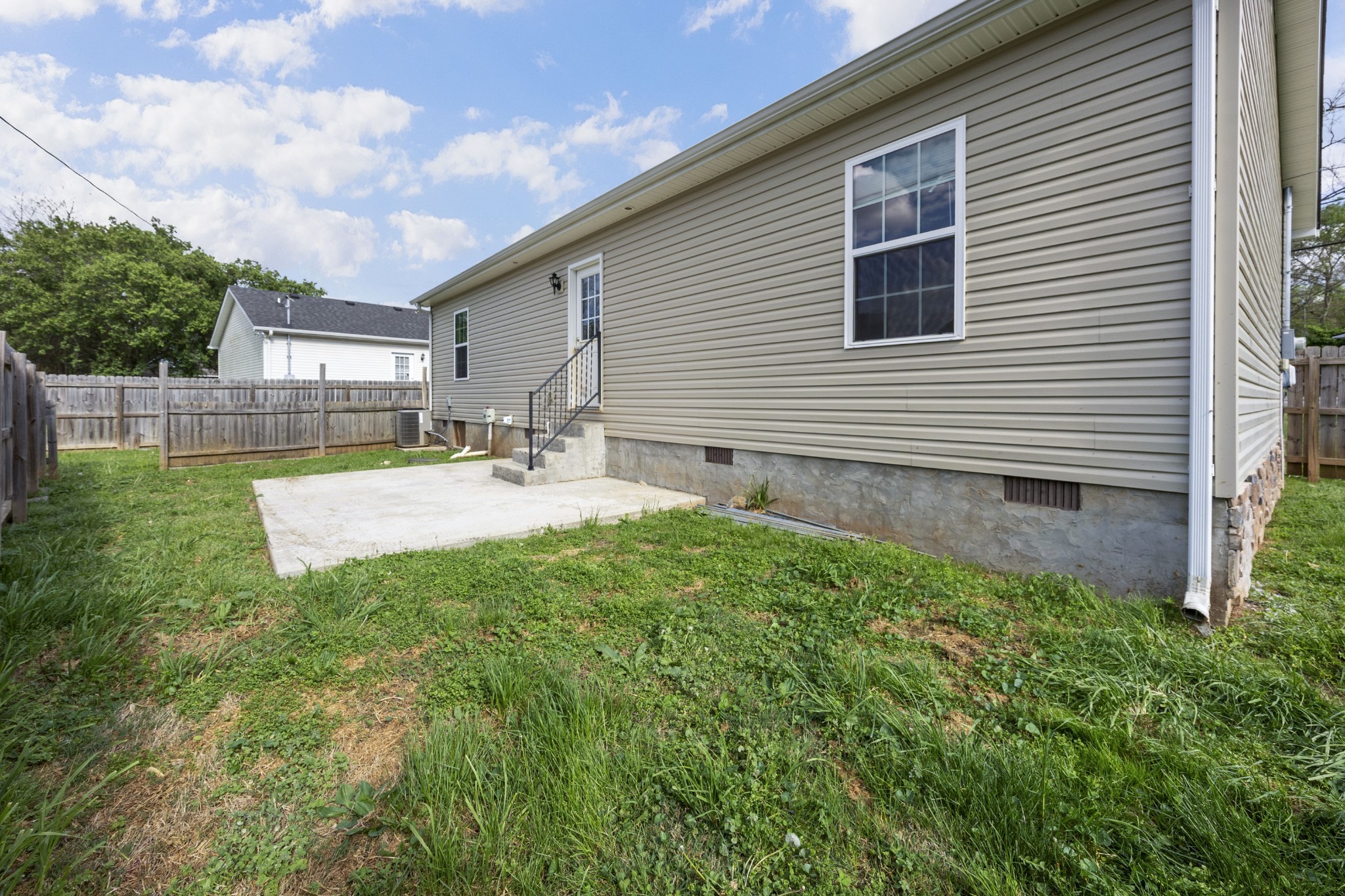 406 Cherry St
