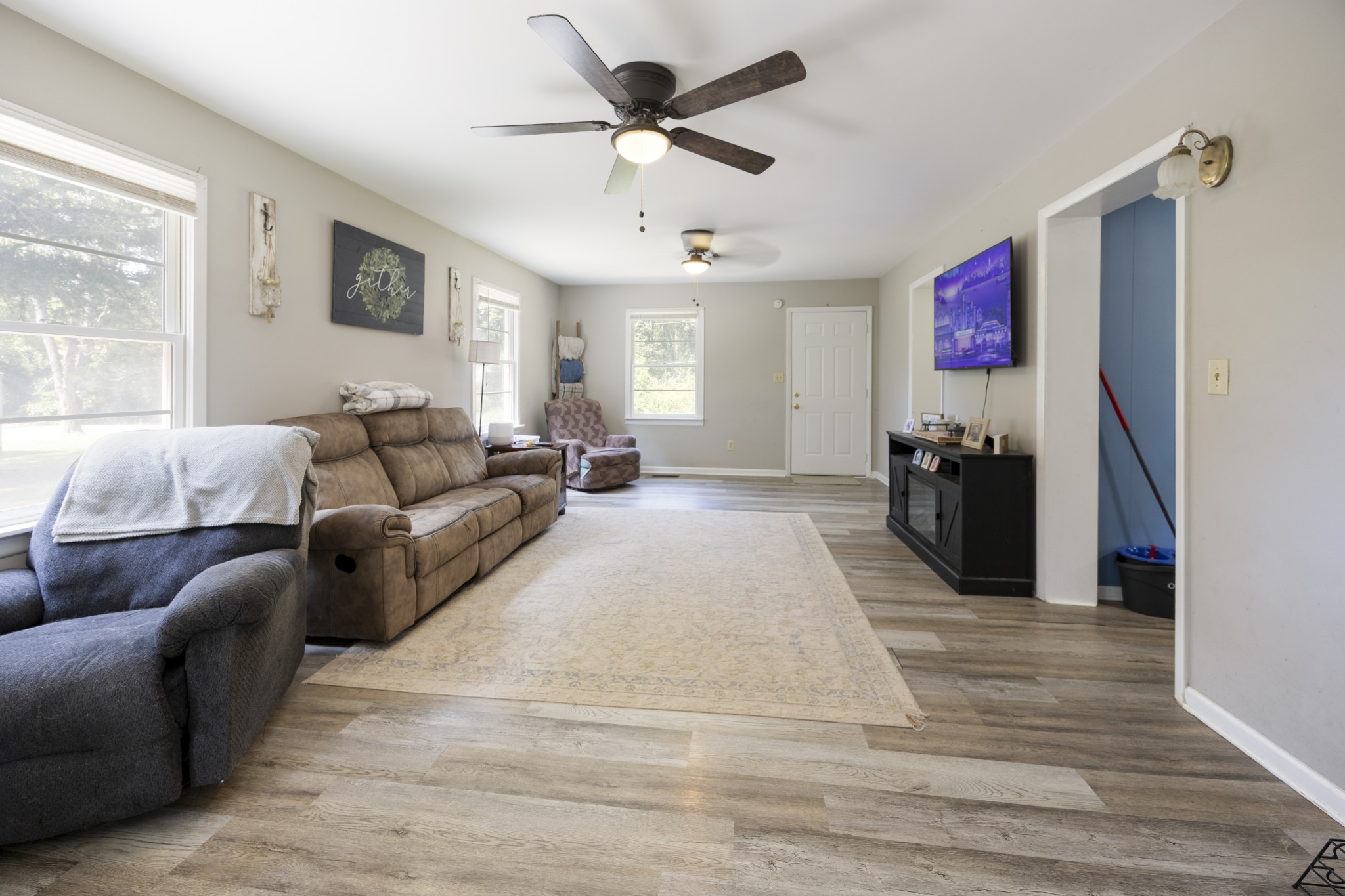 106 Darwin St