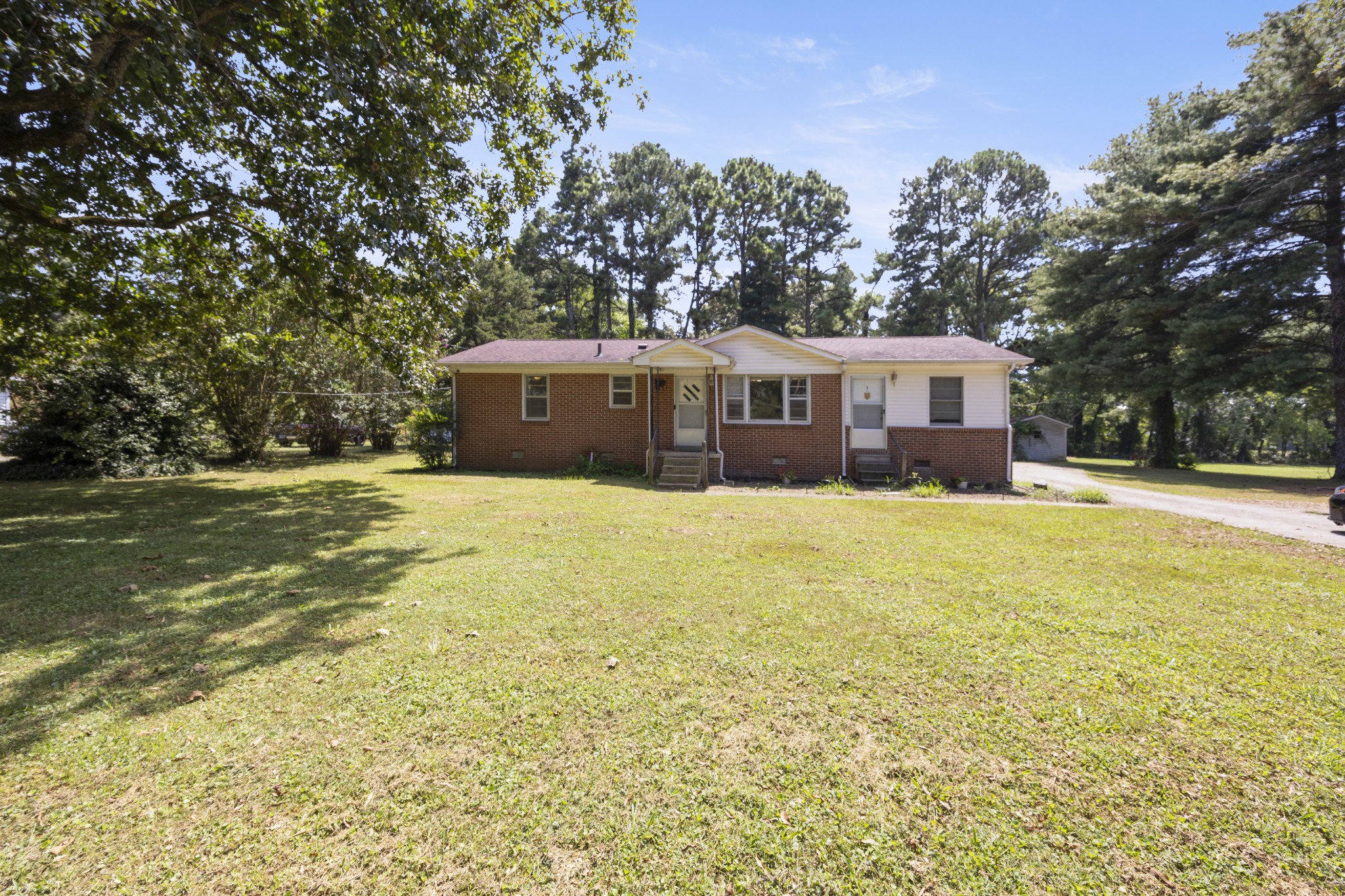 106 Darwin St