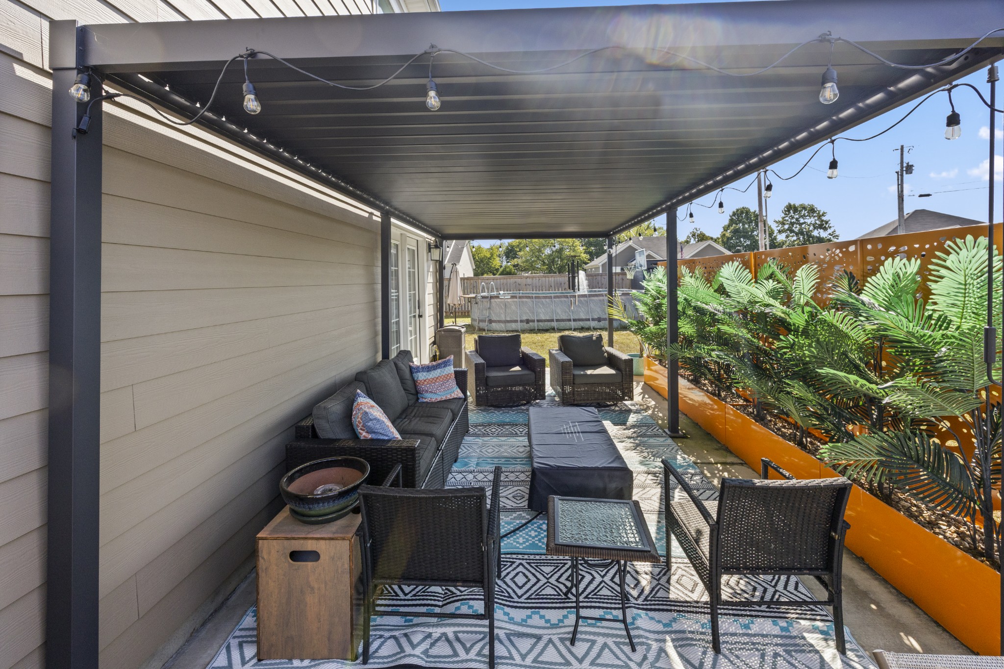 170 Frost St