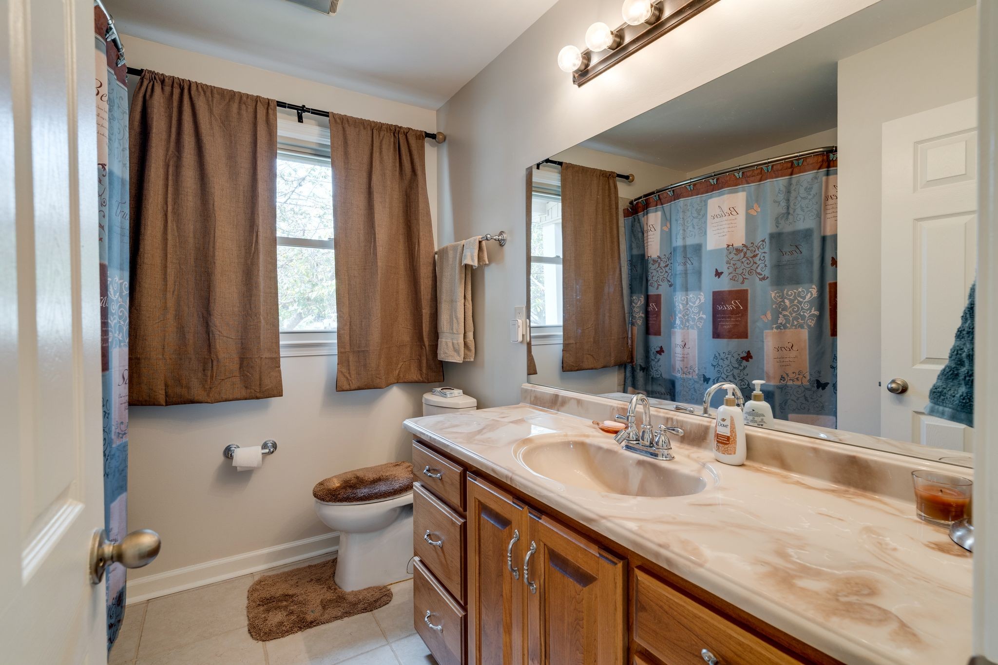4889 Big Horn Dr
