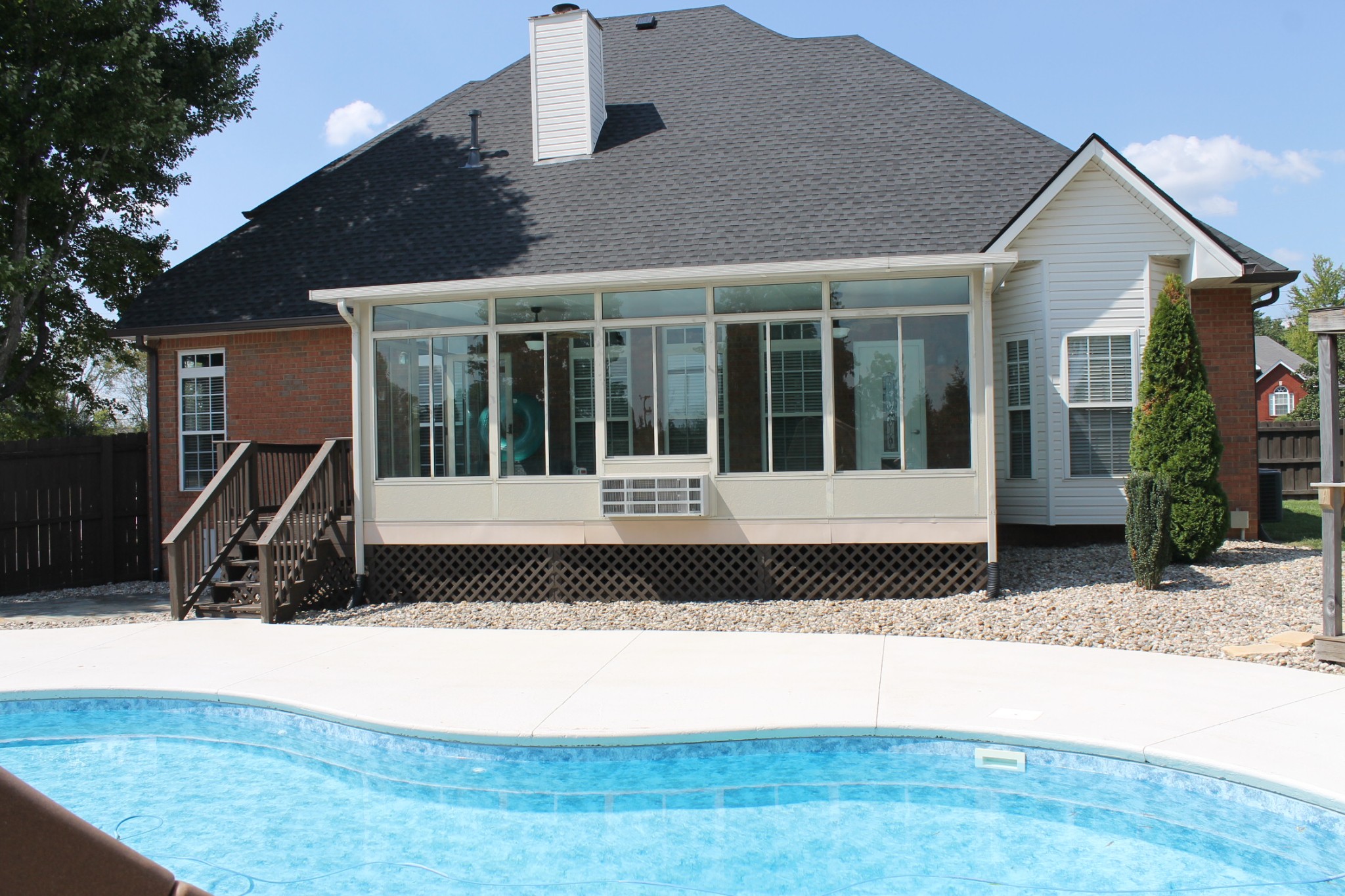 312 Cherry Ln