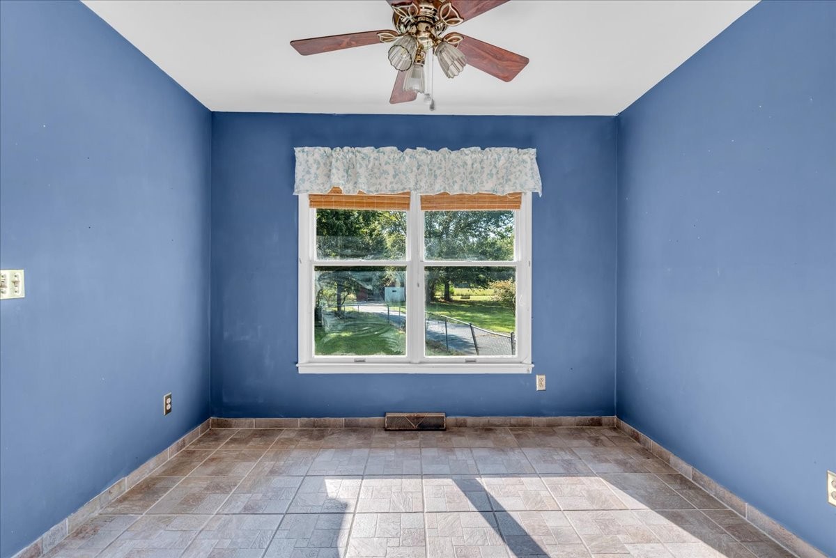 219 Cat Creek Rd
