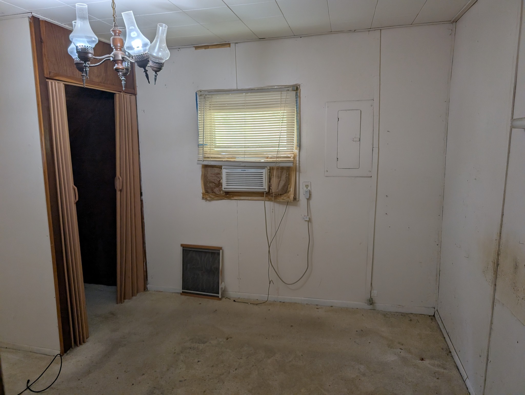 176 Parks Rd