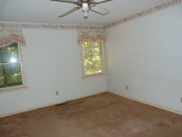 127 Bradbury Ct