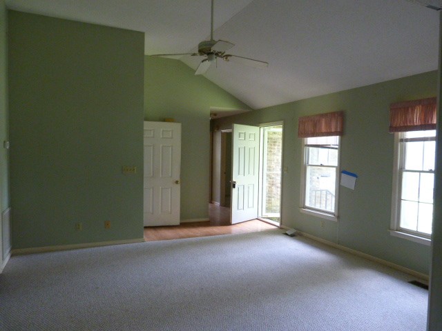 127 Bradbury Ct
