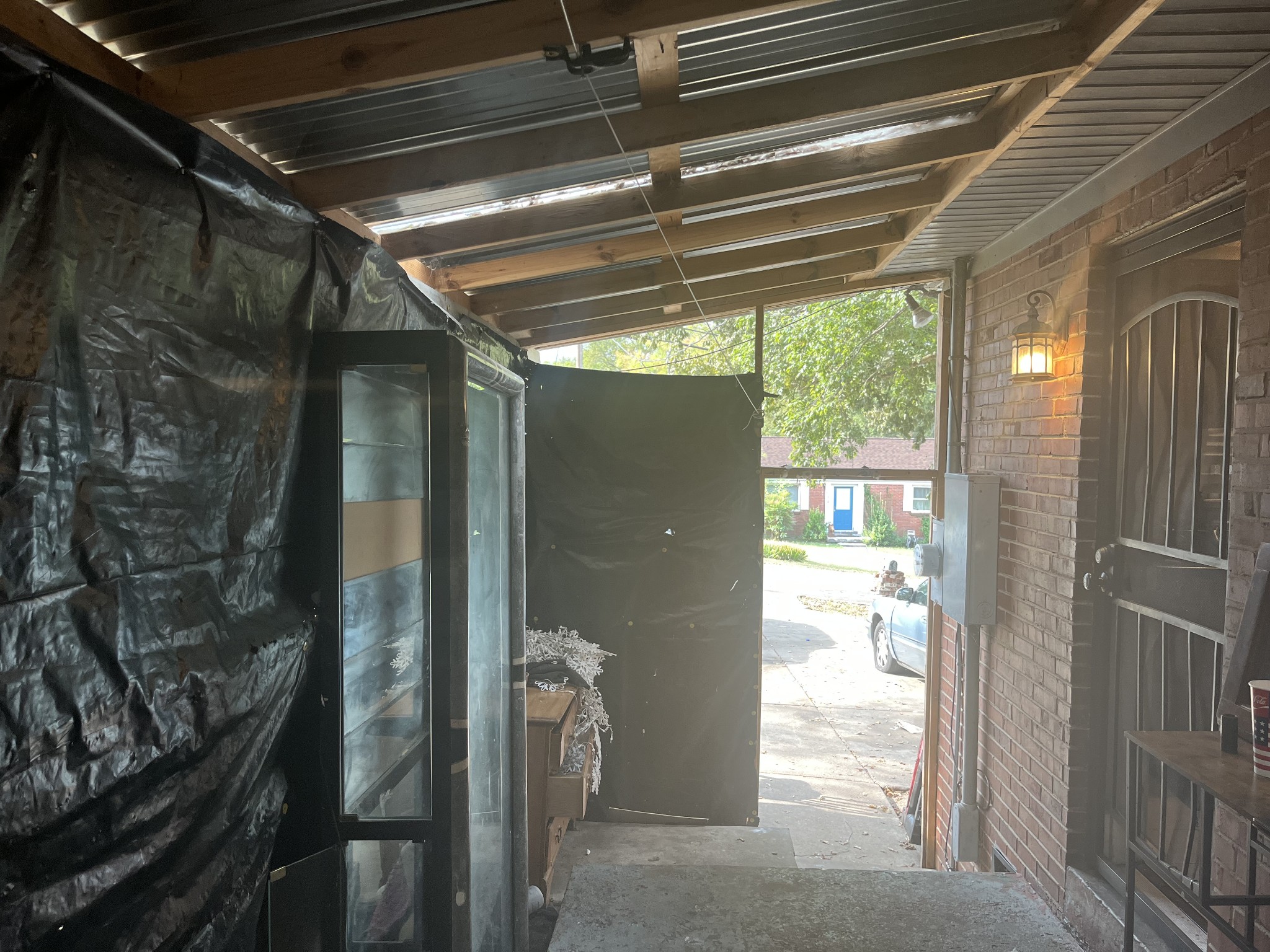 701 Yowell Ave