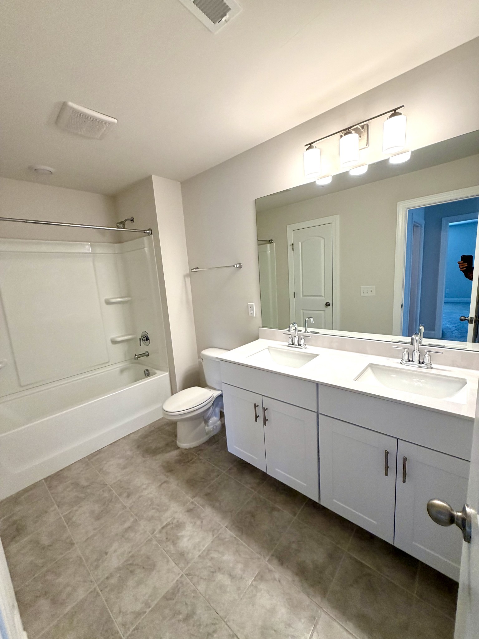 416 Deveron Dr