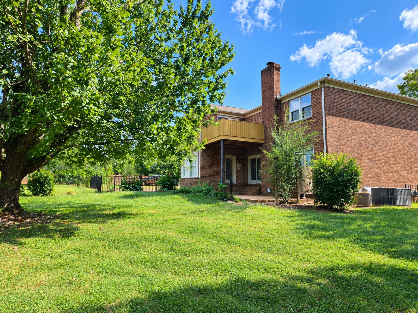 2726 Chatham Ct