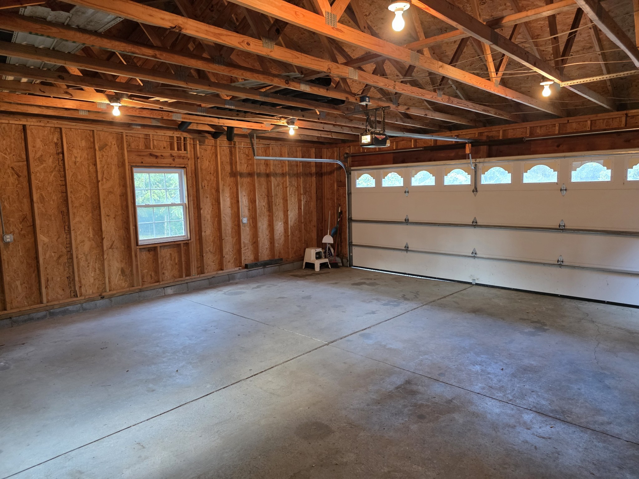 322 E Campbell Rd