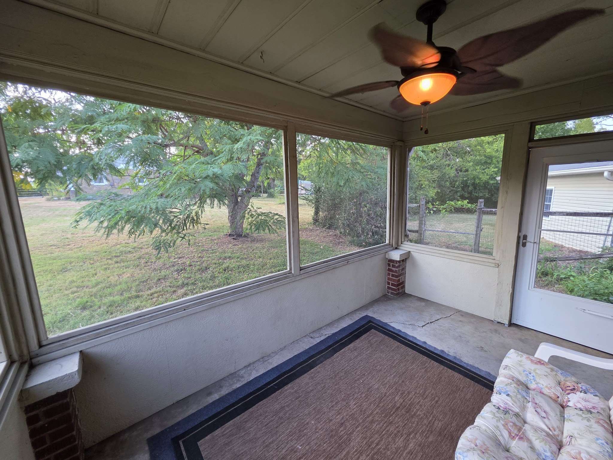 322 E Campbell Rd
