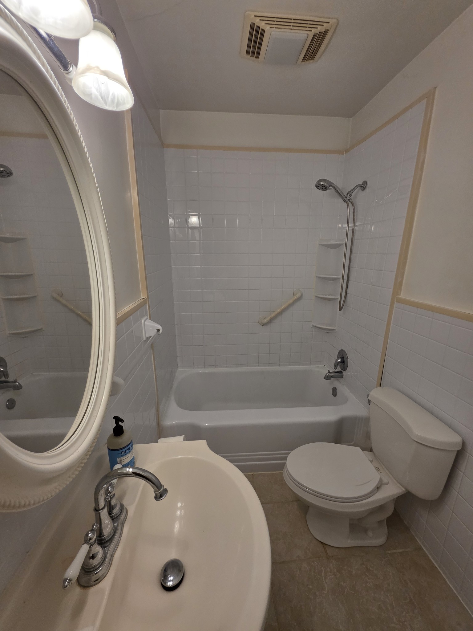 322 E Campbell Rd