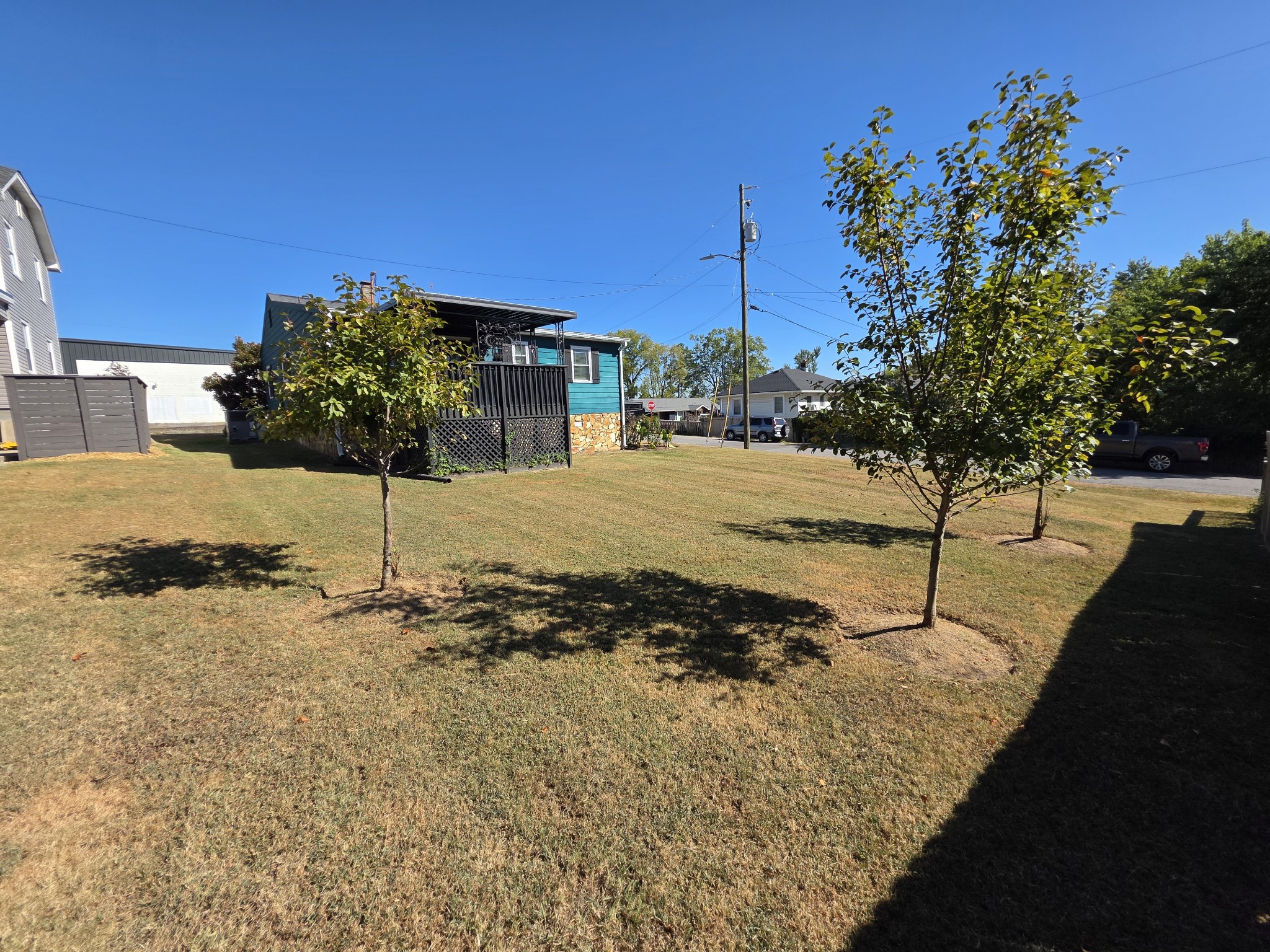 712 Bryan St