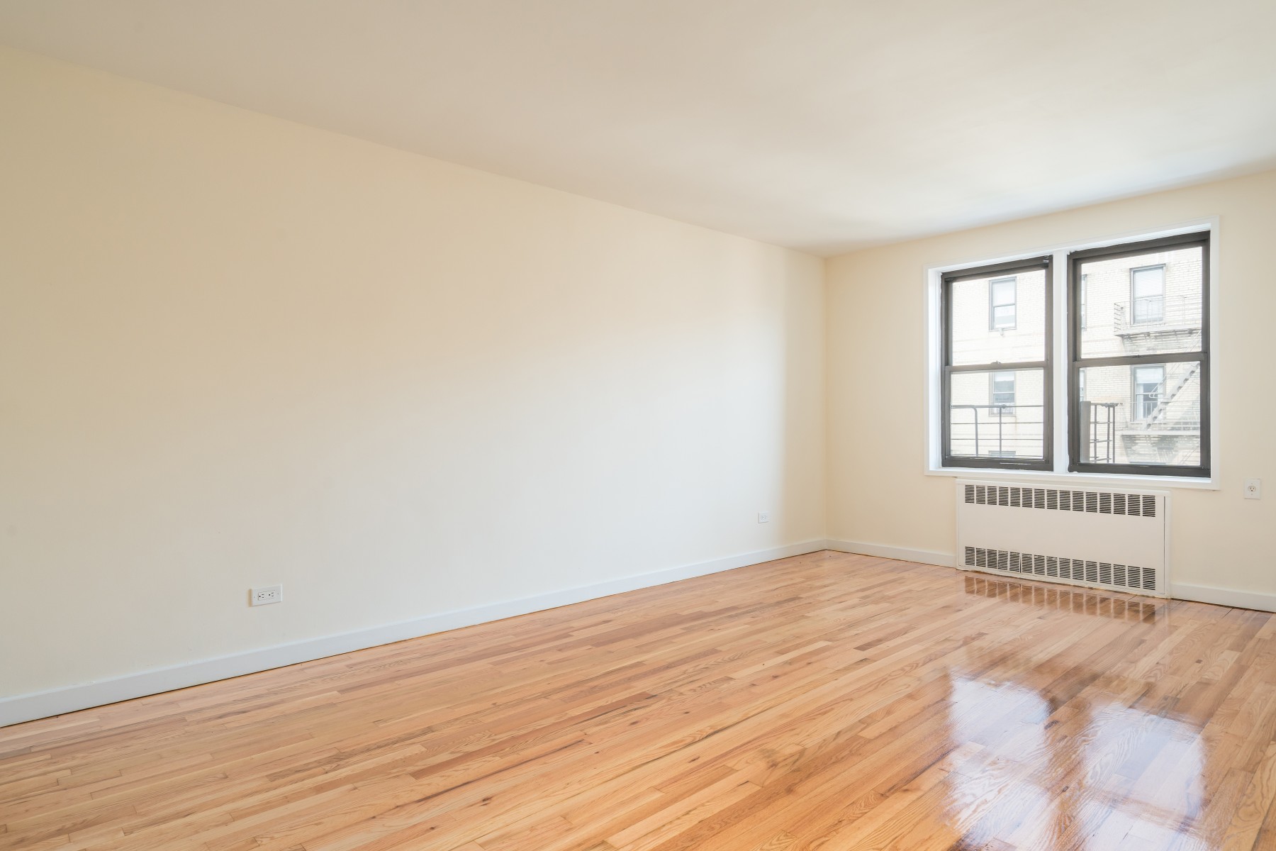 69 Bennett Avenue 604