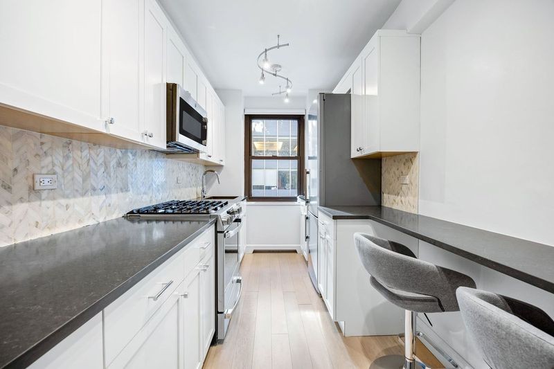 135 E 54th Street 8K