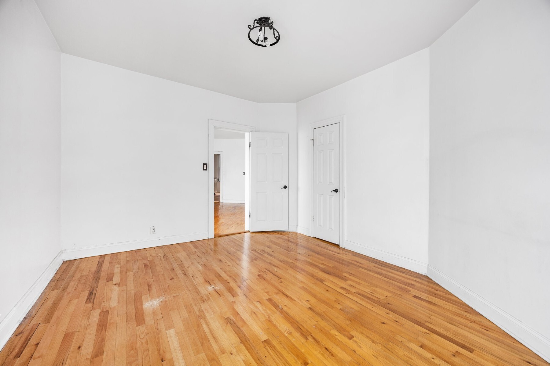 750 Riverside Drive 4C