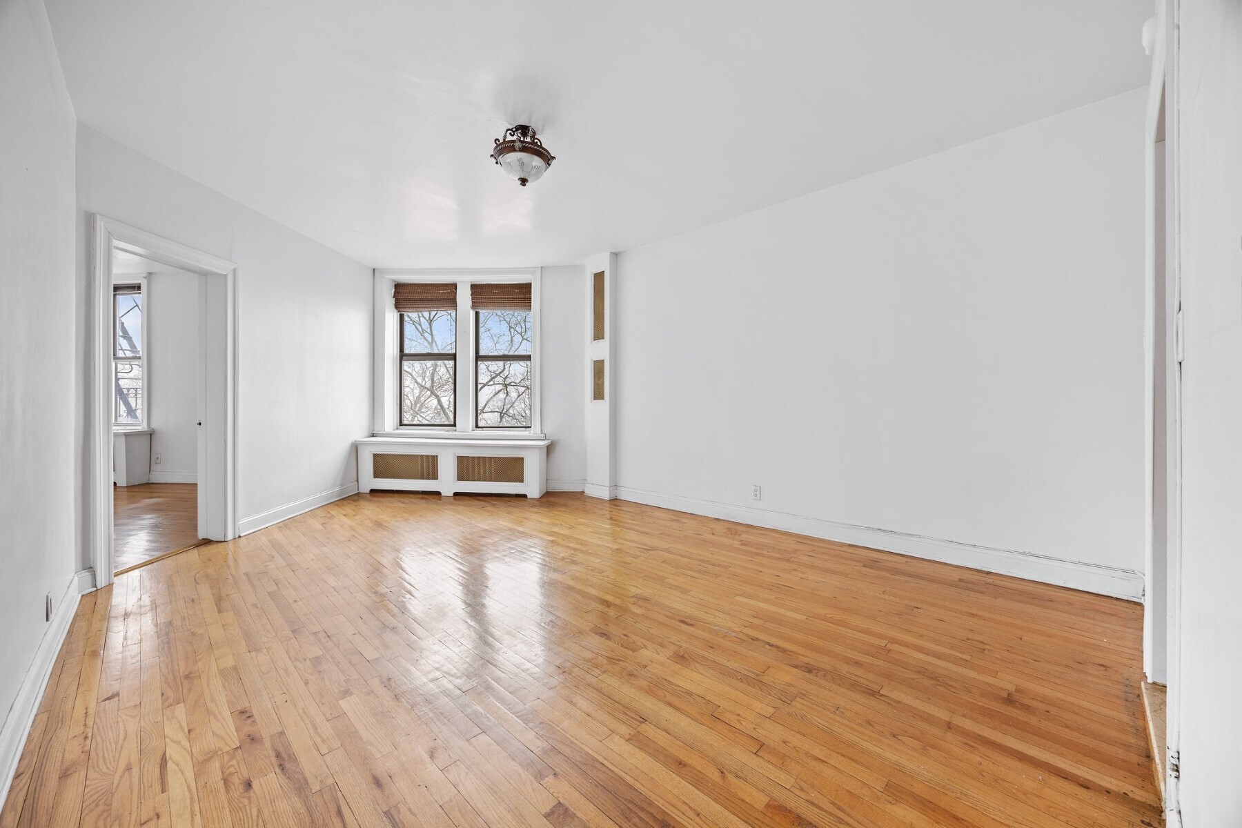 750 Riverside Drive 4C