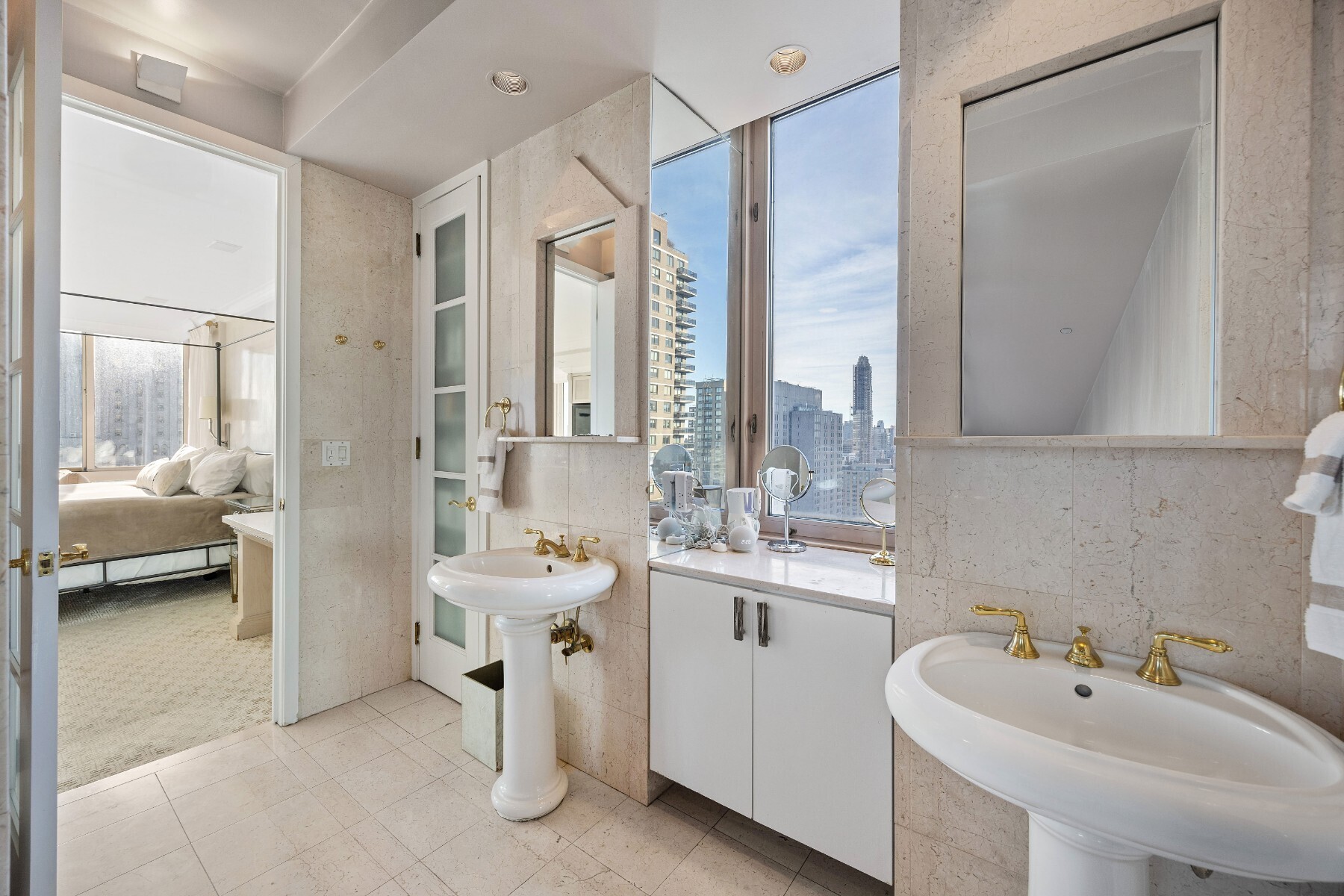 524 E 72nd Street 32CDE