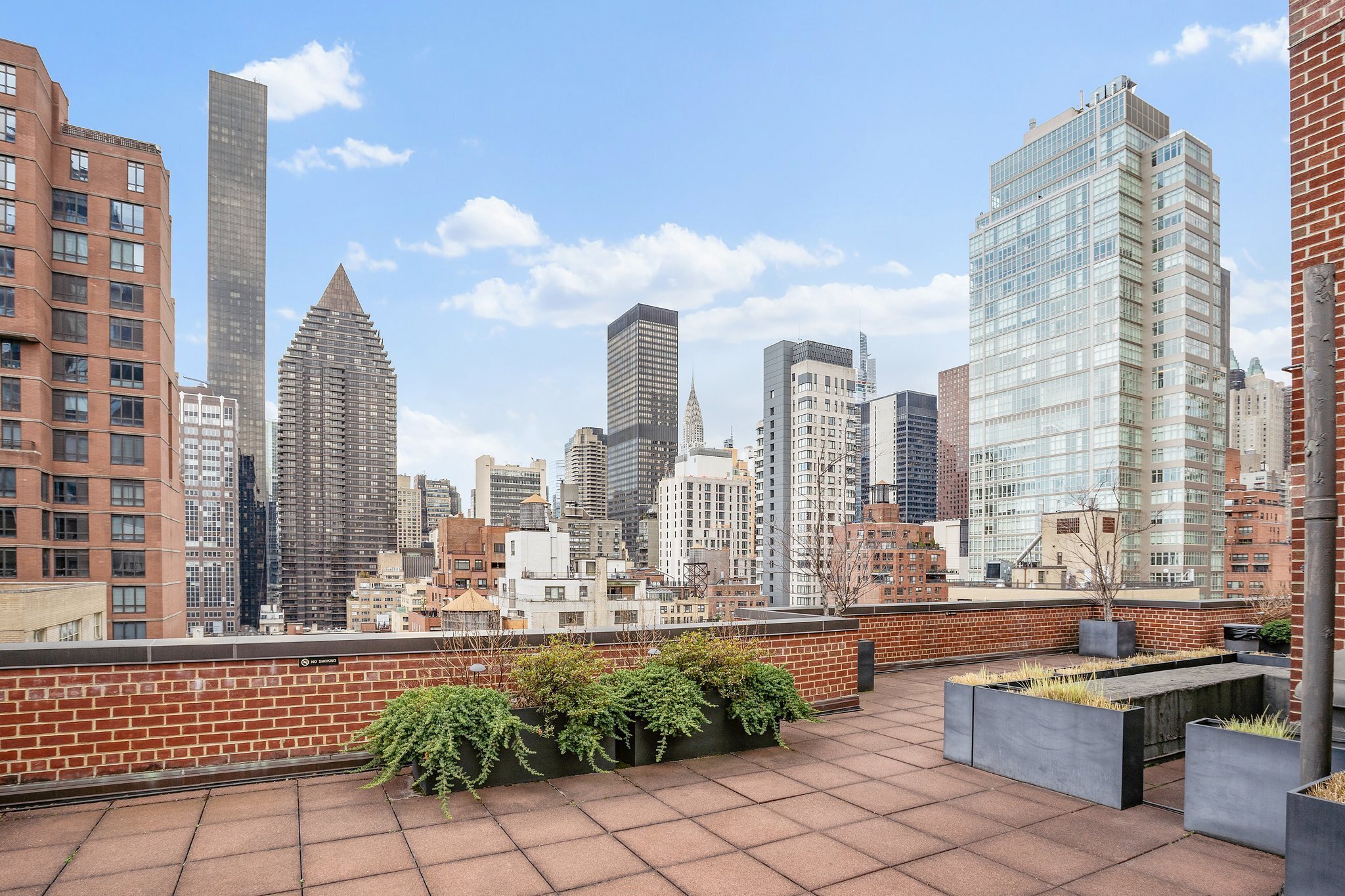 345 E 52nd Street 7B