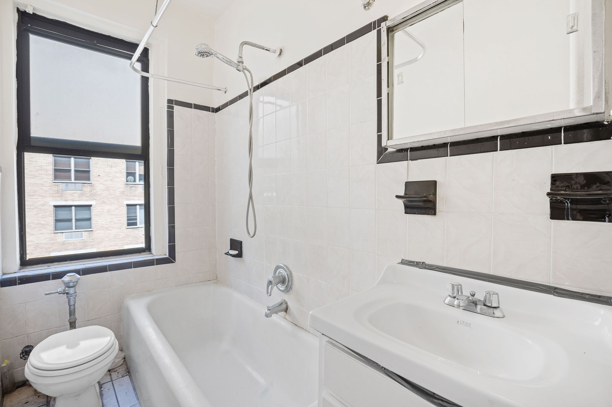 105 Bennett Avenue 36B