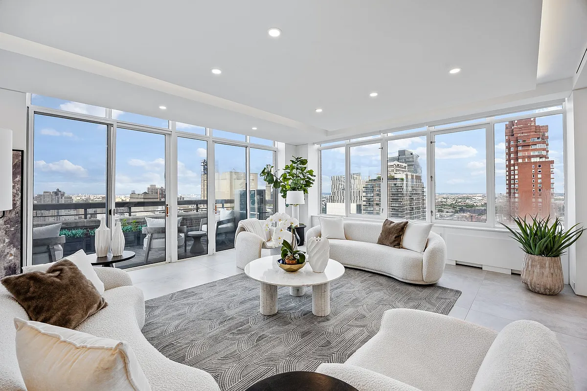 422 E 72nd Street 37AD