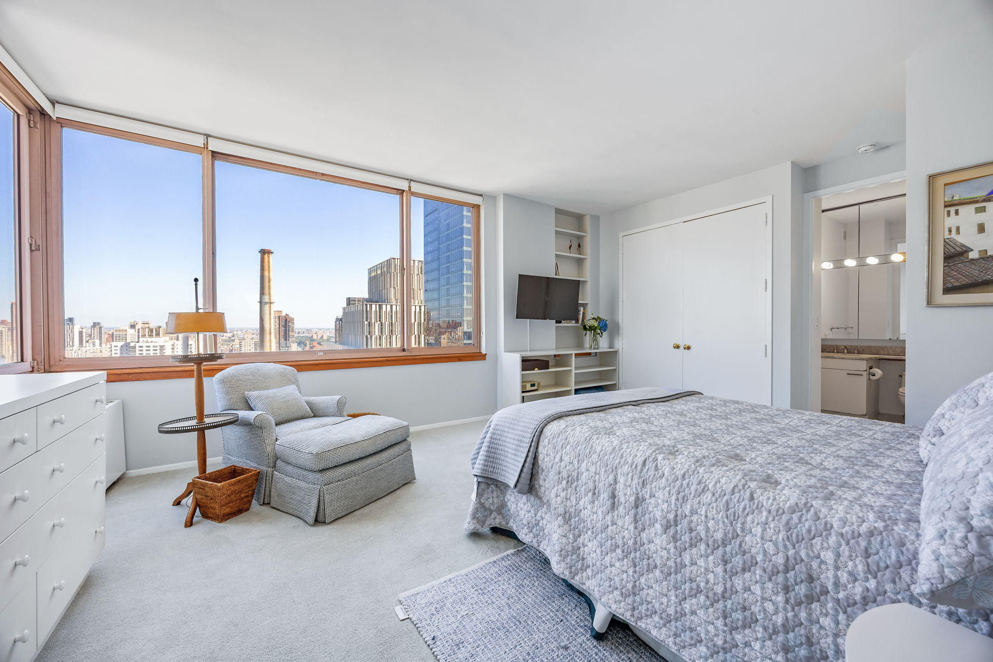 524 E 72nd Street 39DE