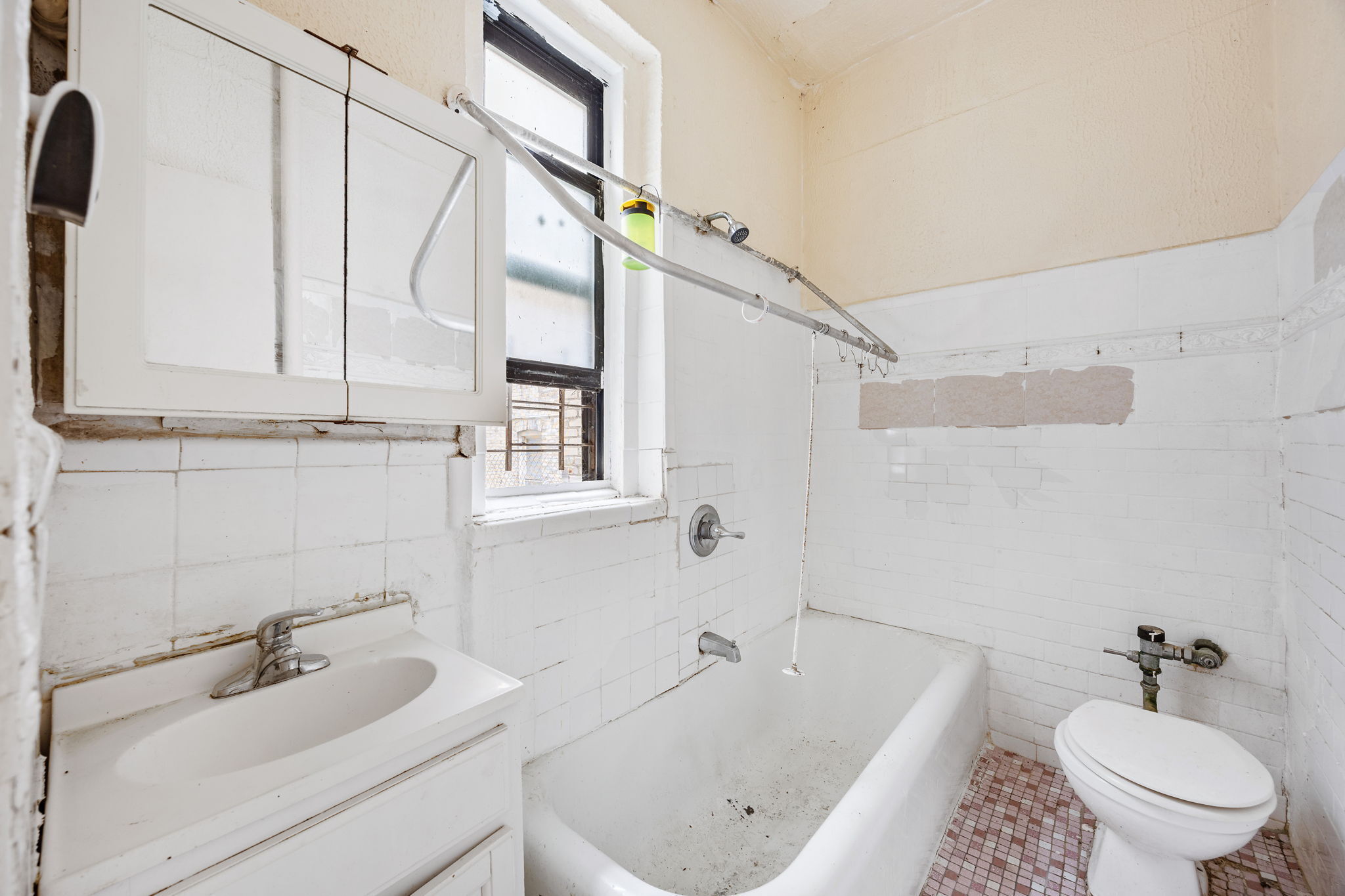 961 Washington Avenue 1H