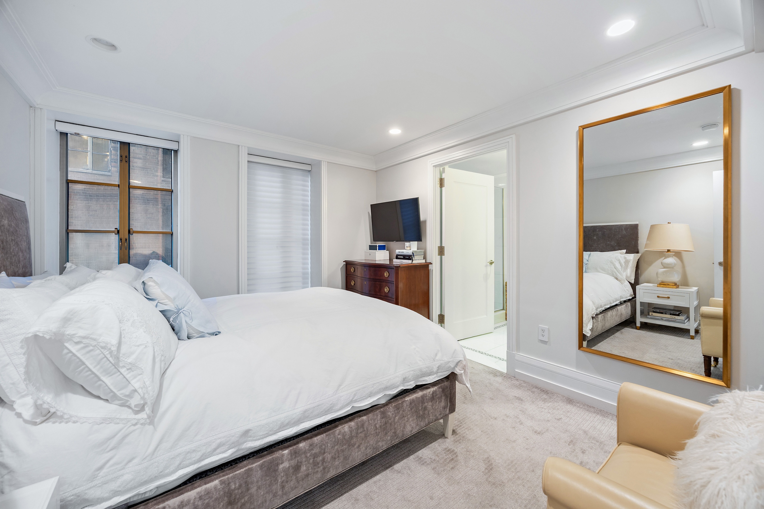 140 E 63rd Street 5DG