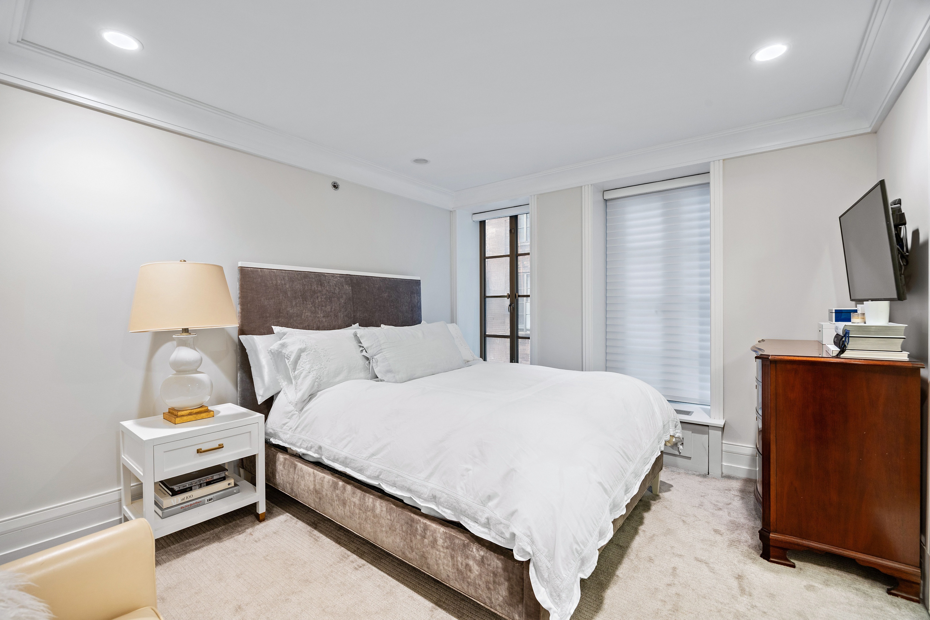 140 E 63rd Street 5DG