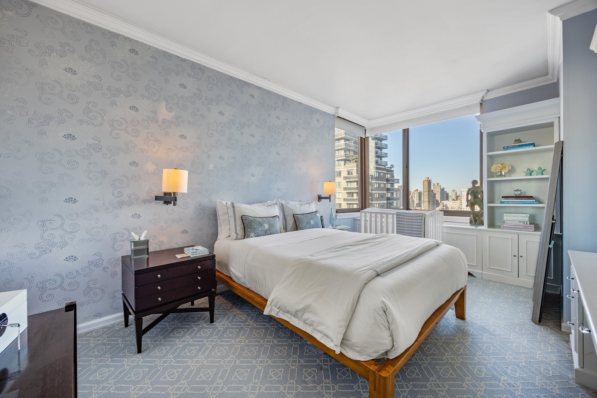 524 E 72nd Street 32C