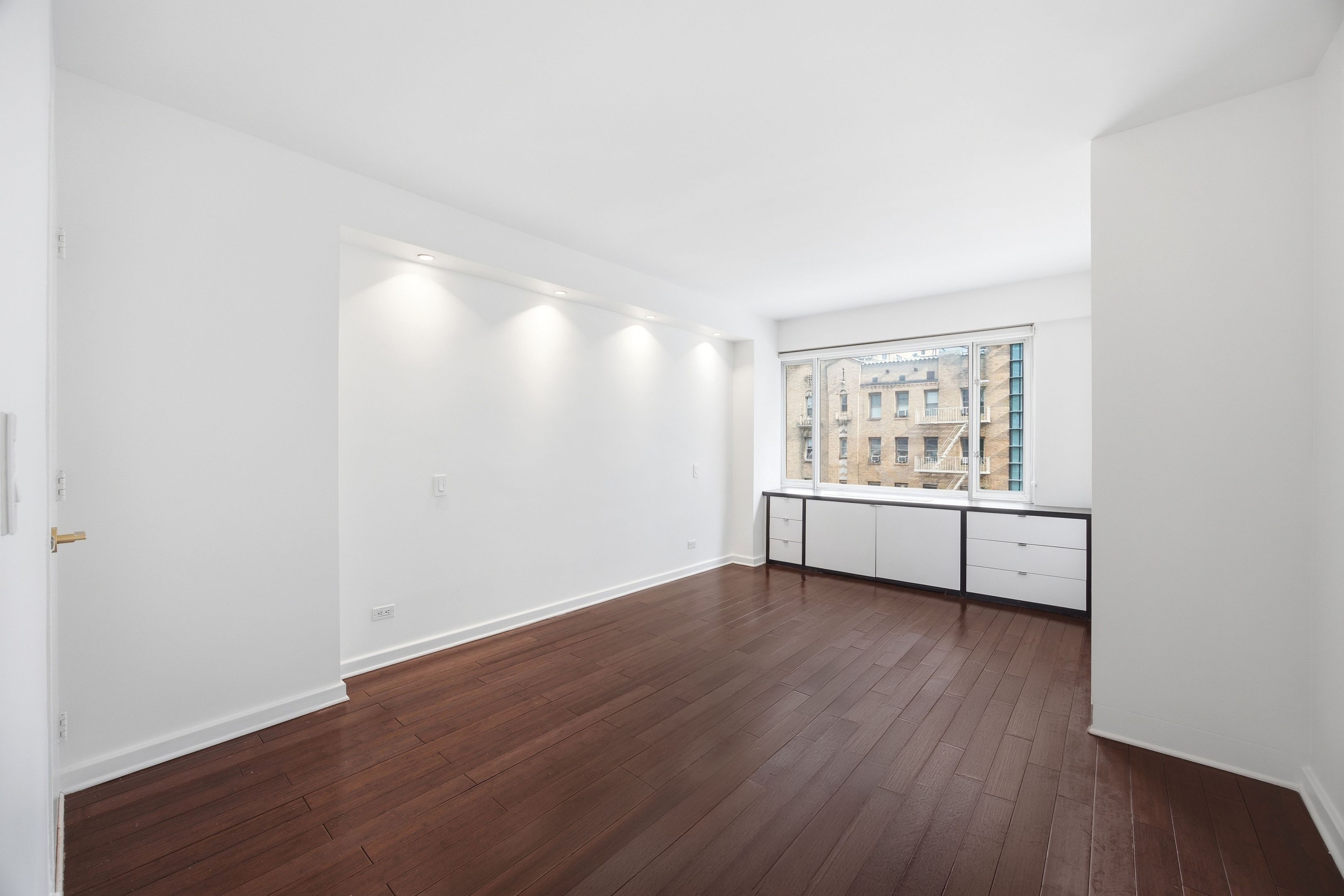 166 E 63rd Street 6J