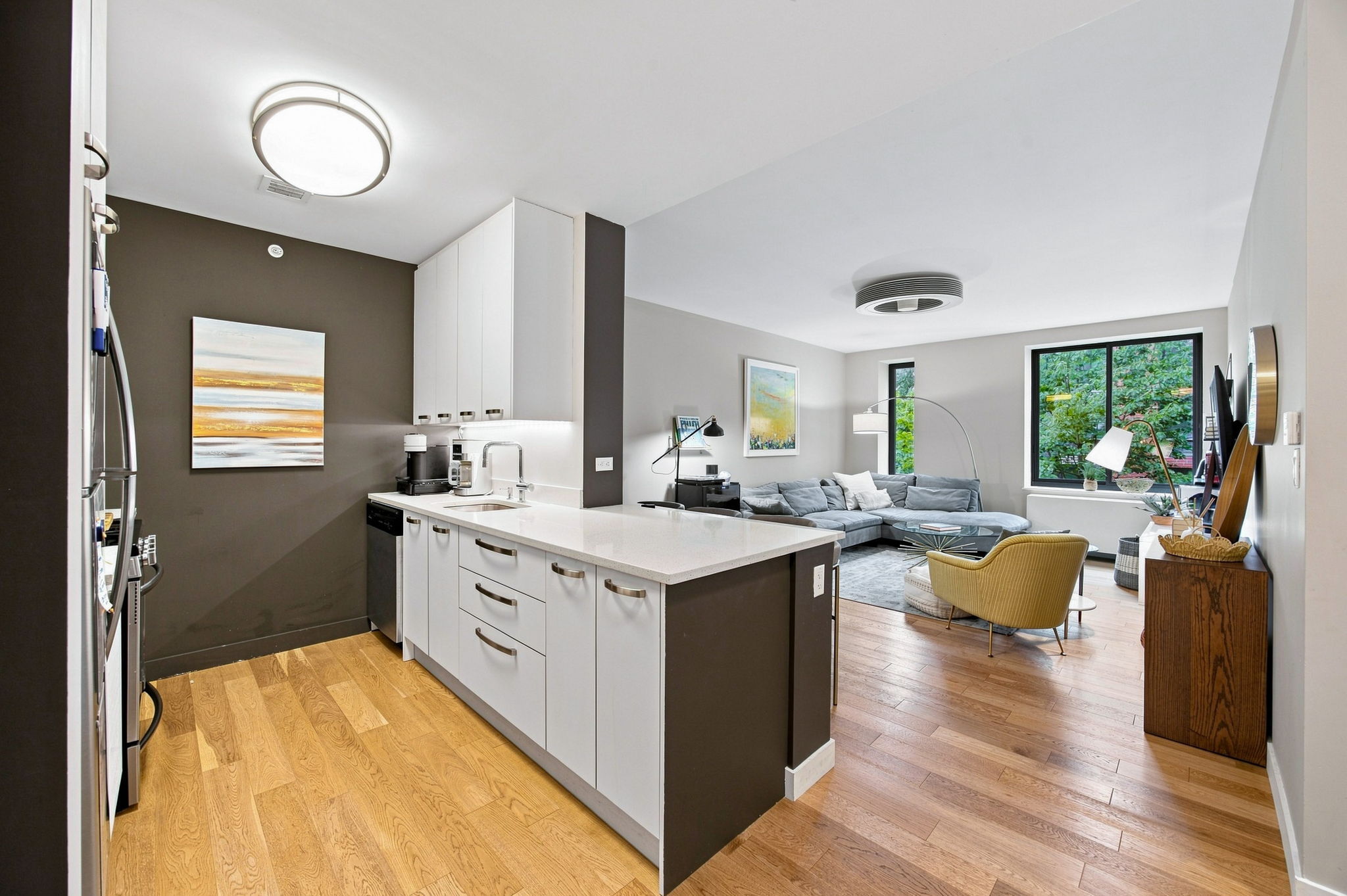 8 Vanderbilt Avenue 3A