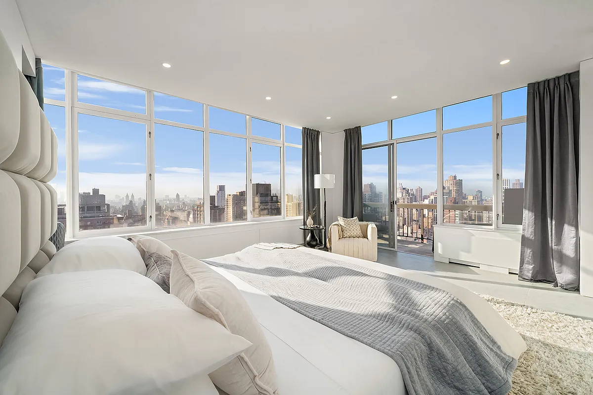 422 E 72nd Street 37AD