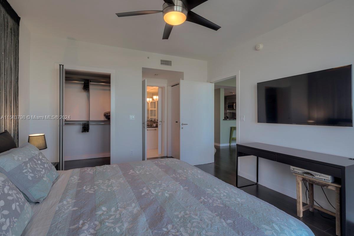 520 West Ave #503
