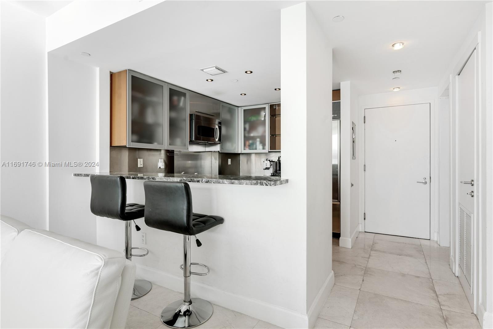 520 West Ave #603
