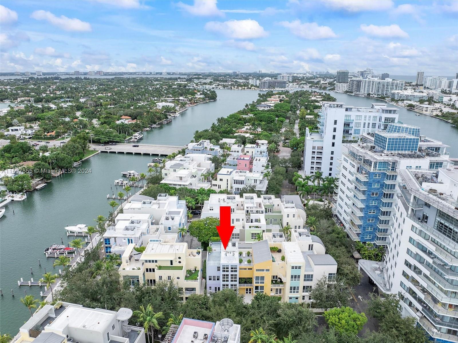 215 Zoe Way #215