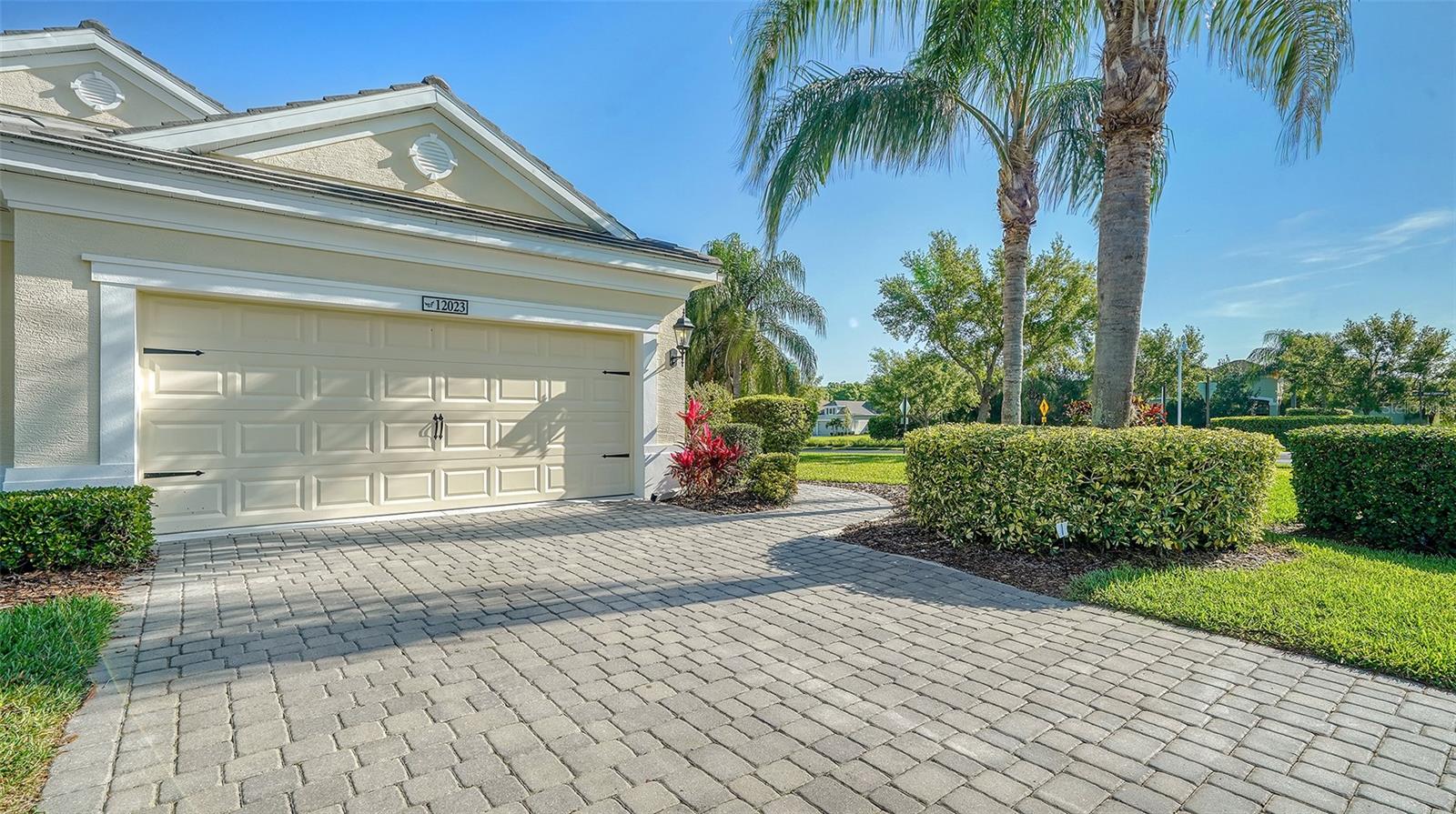 12023 SAWGRASS LAKE TER