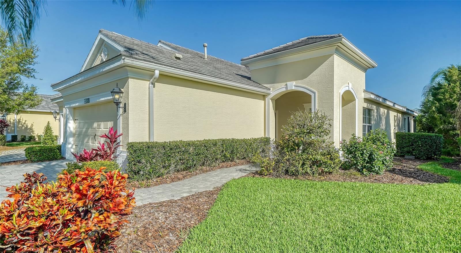 12023 SAWGRASS LAKE TER