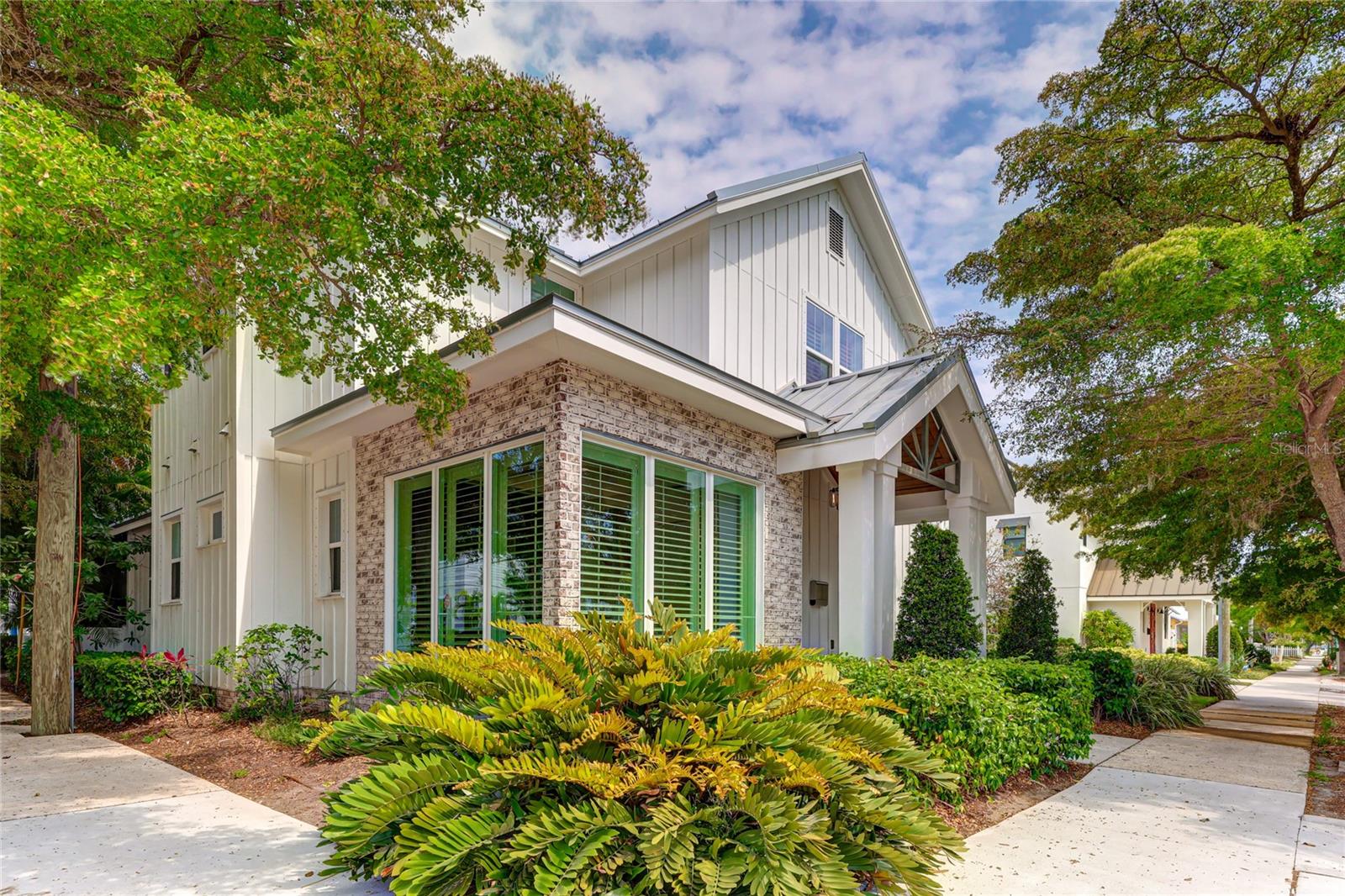 505 S OSPREY AVE