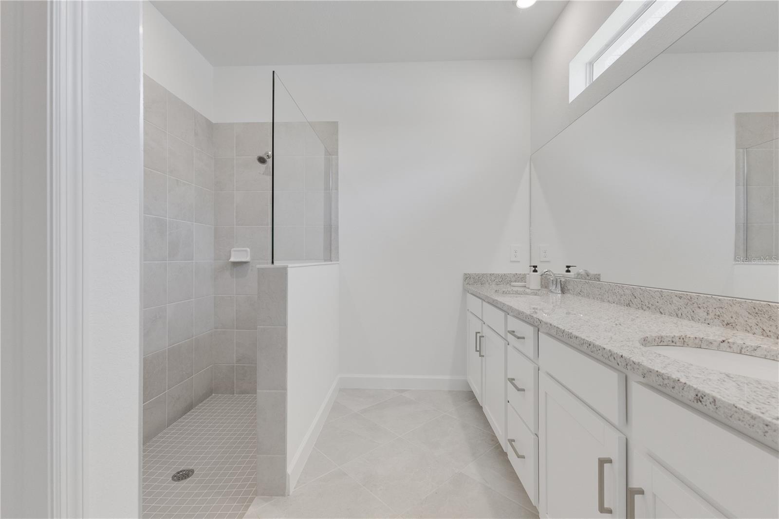 3160 WESTON MANOR DR