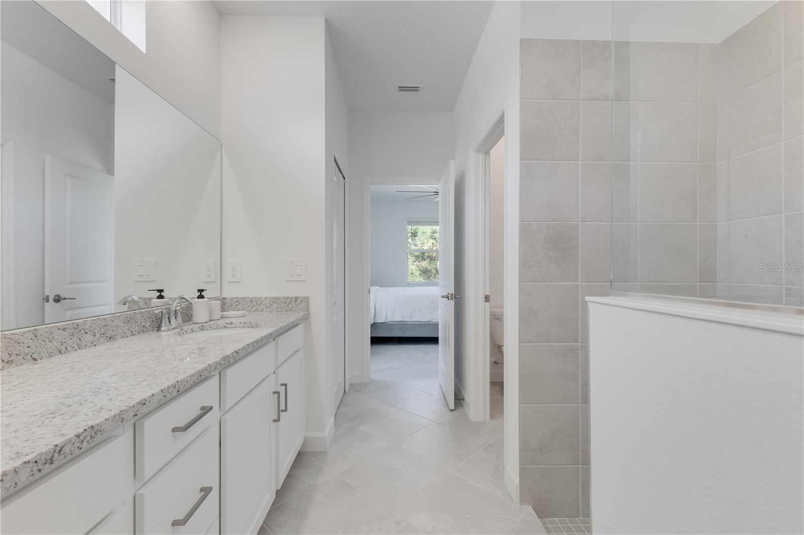 3160 WESTON MANOR DR