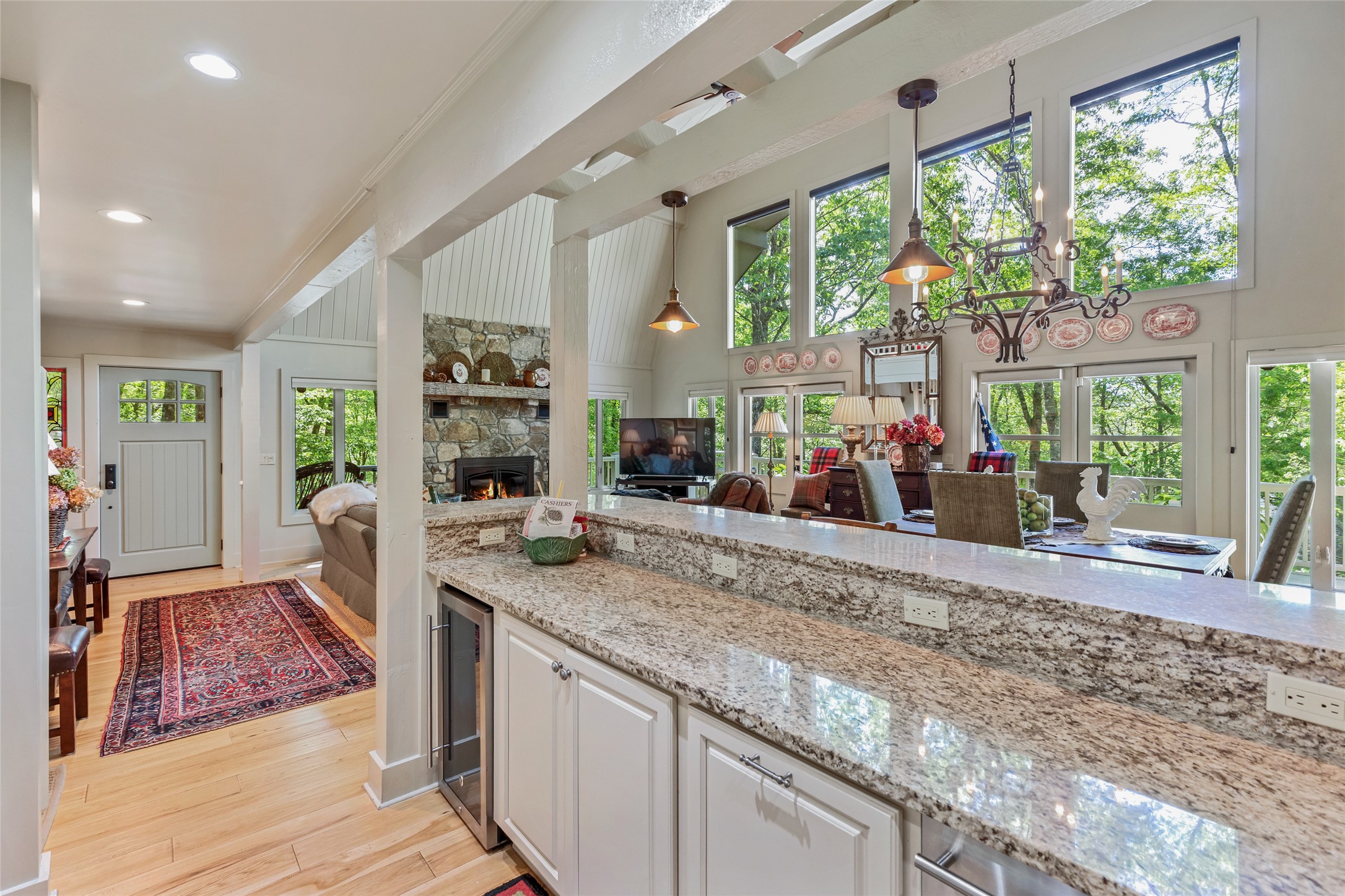 46 White Dogwood Court