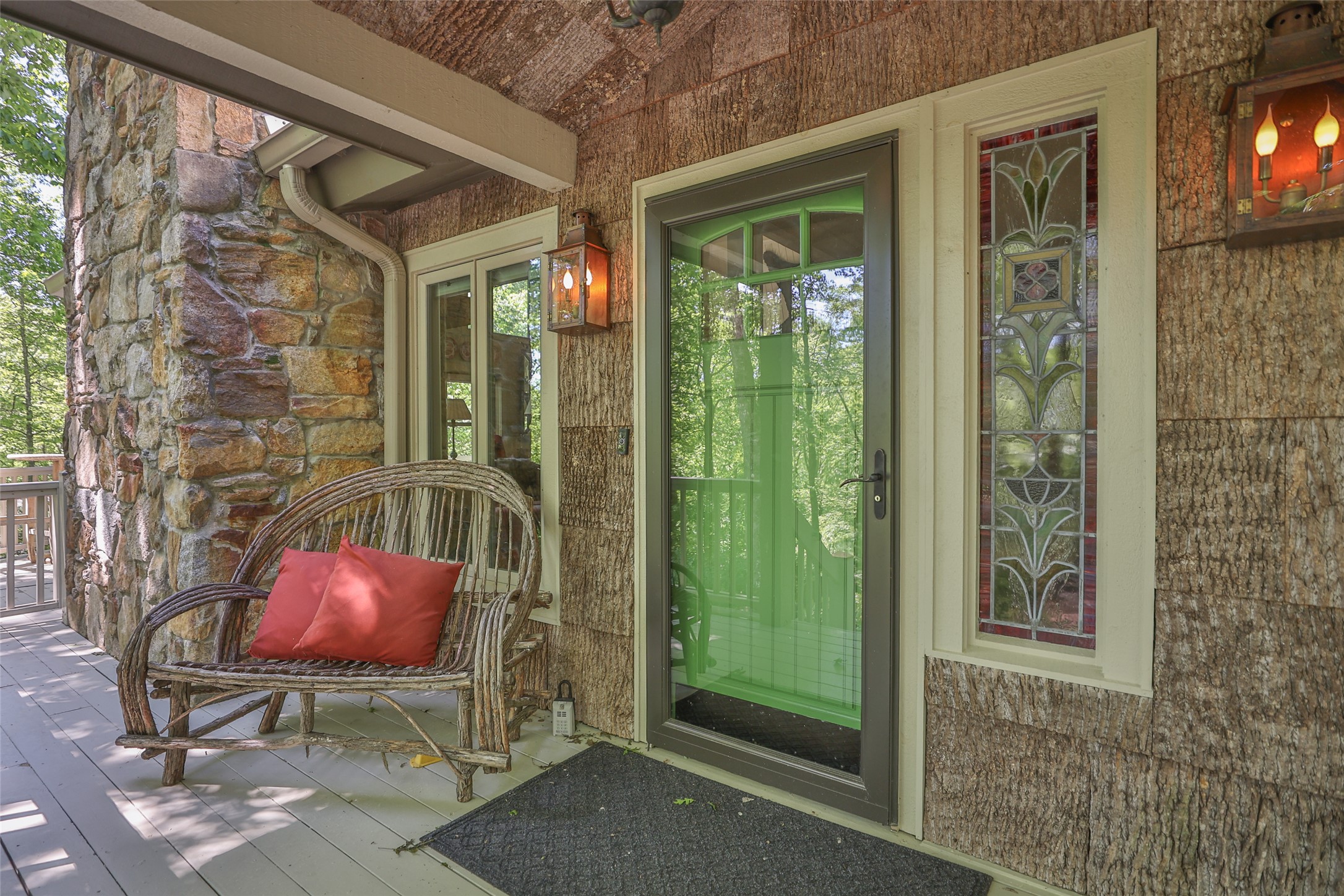 46 White Dogwood Court