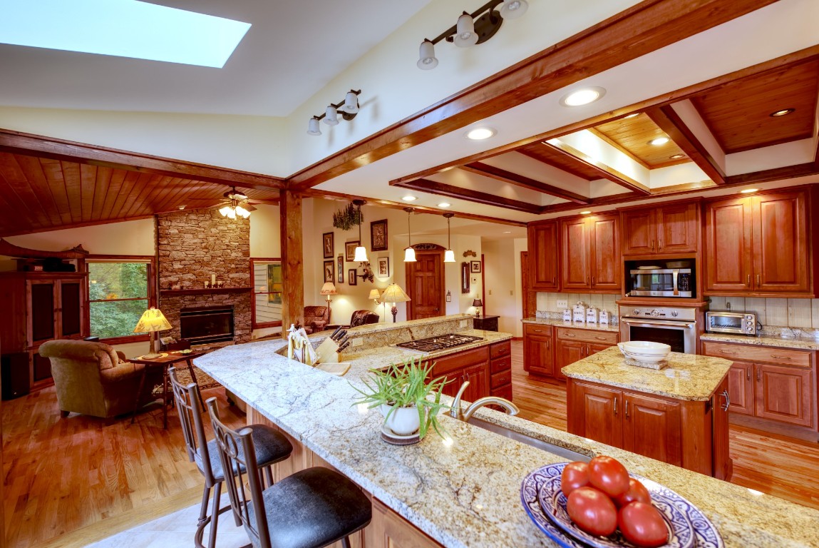 40 Piney Ridge Court