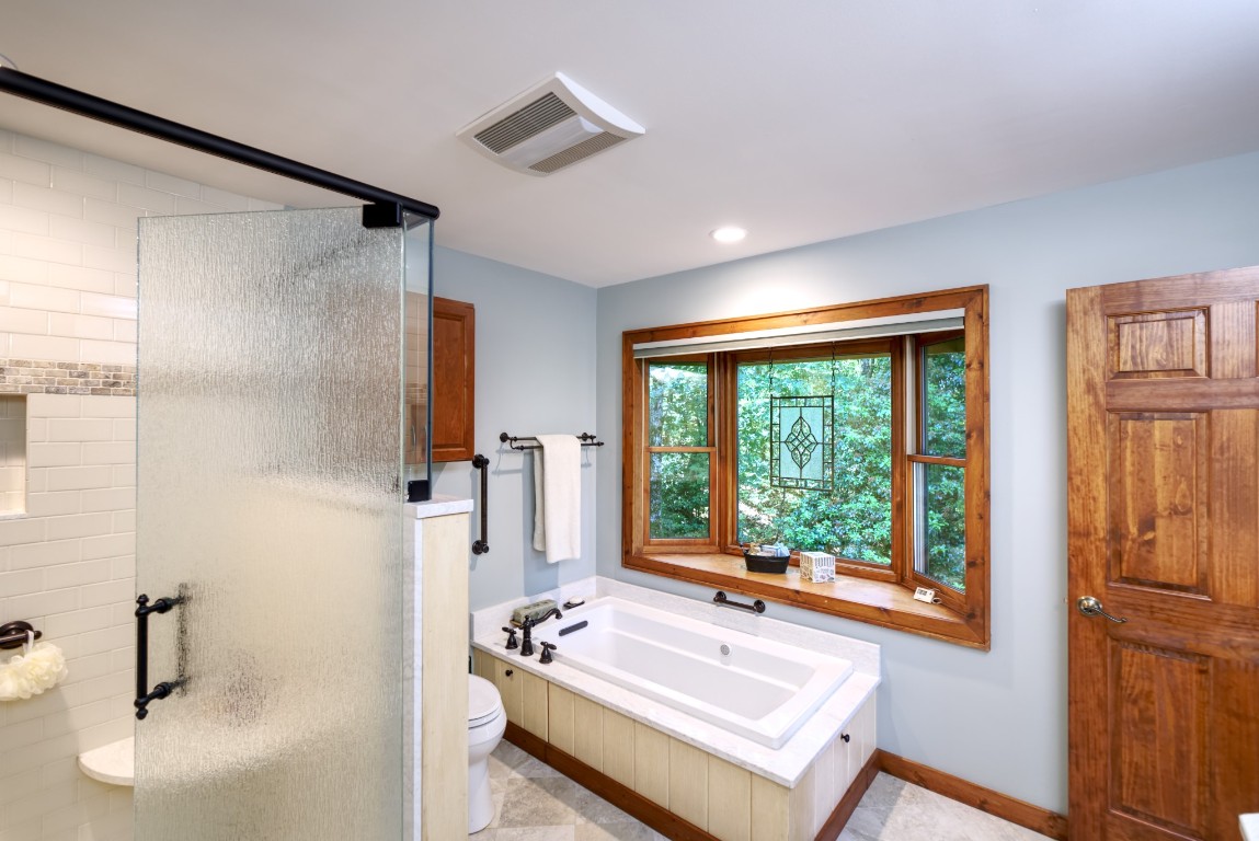 40 Piney Ridge Court