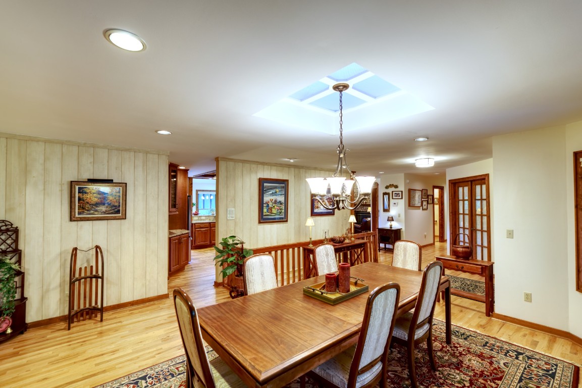 40 Piney Ridge Court