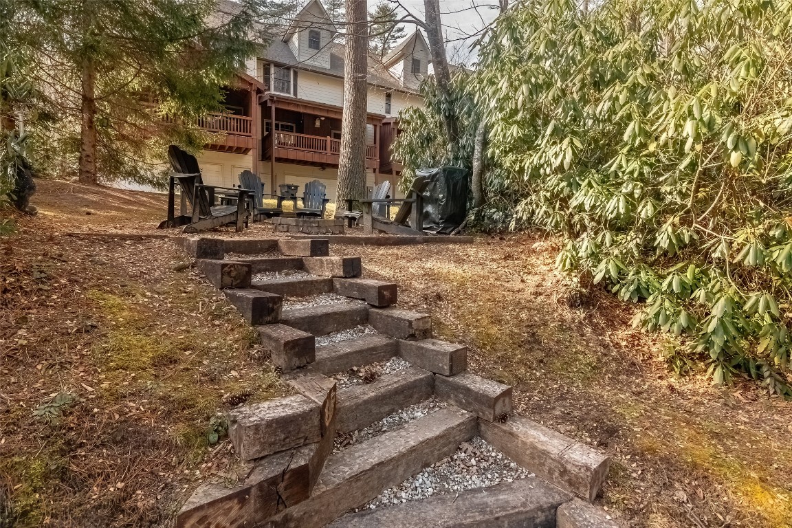 620 Sapphire Valley Road C